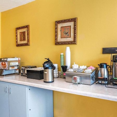 Econo Lodge Near Missouri University Of Science And Technology Rolla Bagian luar foto
