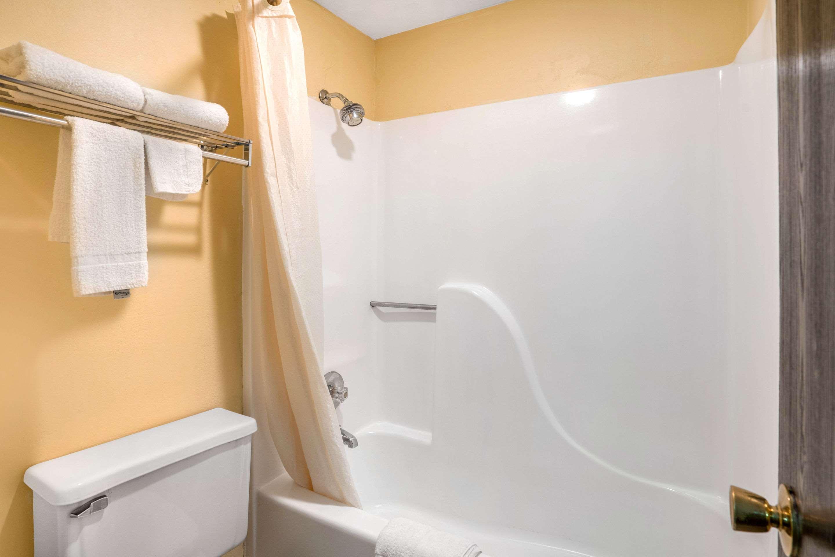Econo Lodge Near Missouri University Of Science And Technology Rolla Bagian luar foto
