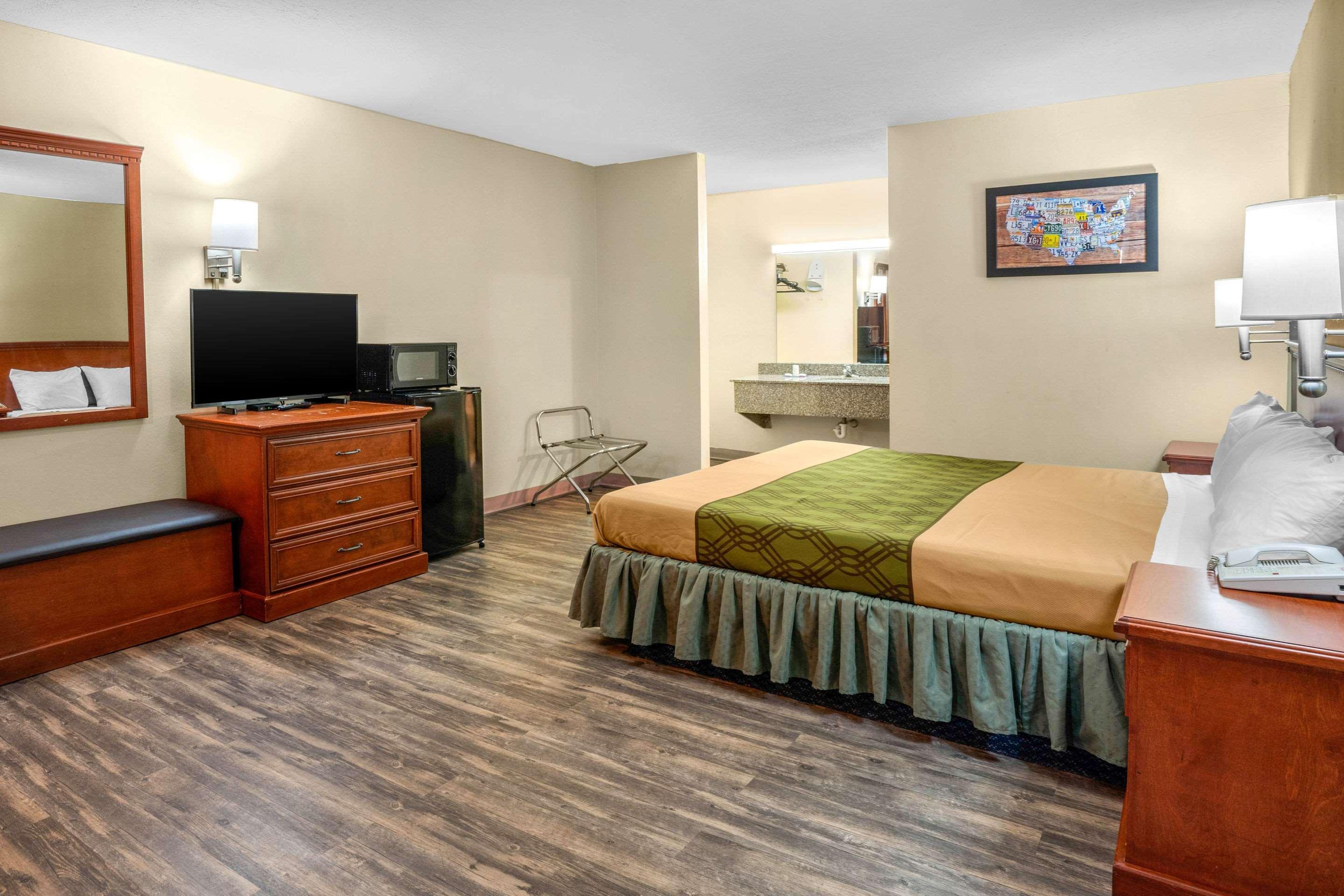 Econo Lodge Near Missouri University Of Science And Technology Rolla Bagian luar foto
