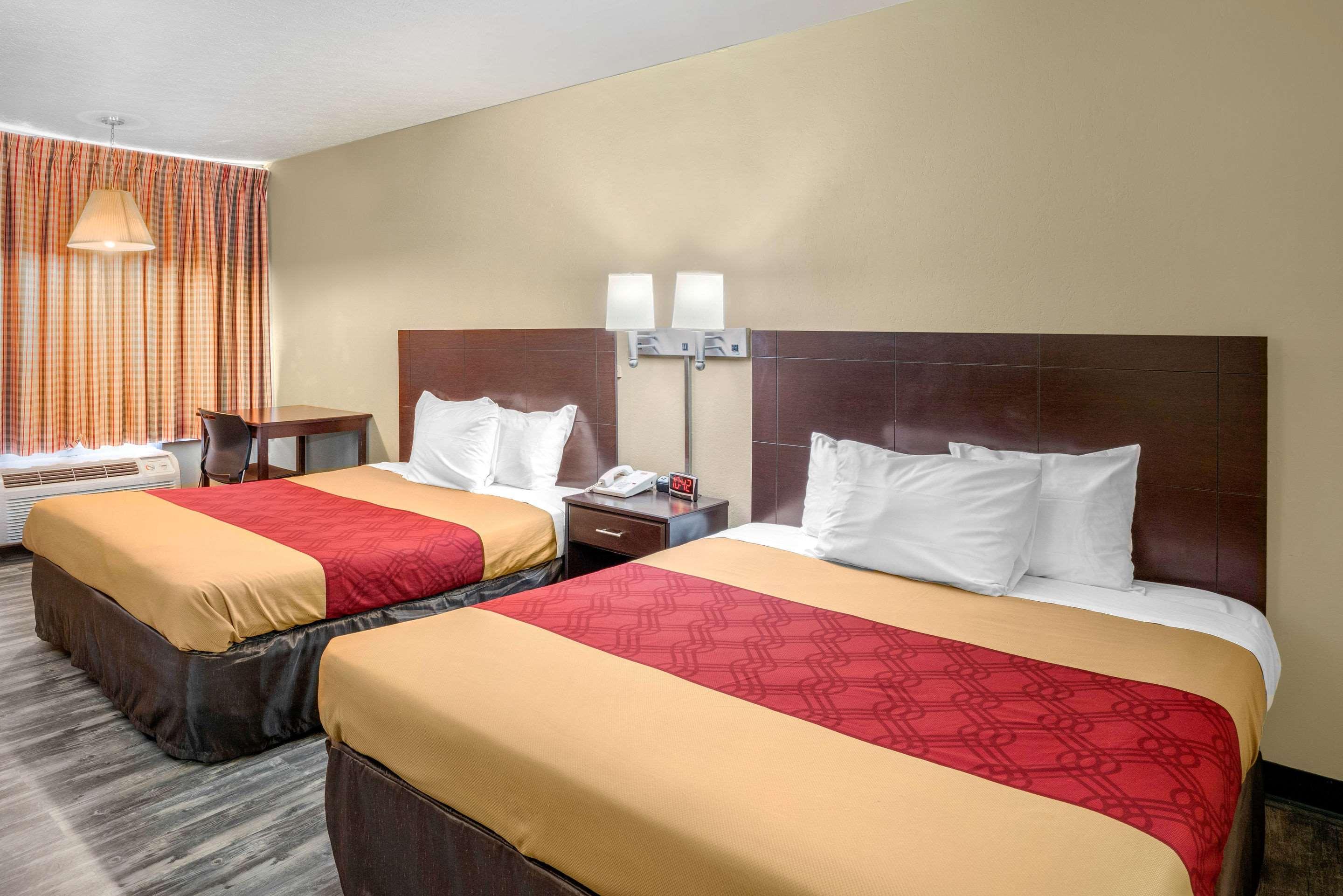 Econo Lodge Near Missouri University Of Science And Technology Rolla Bagian luar foto