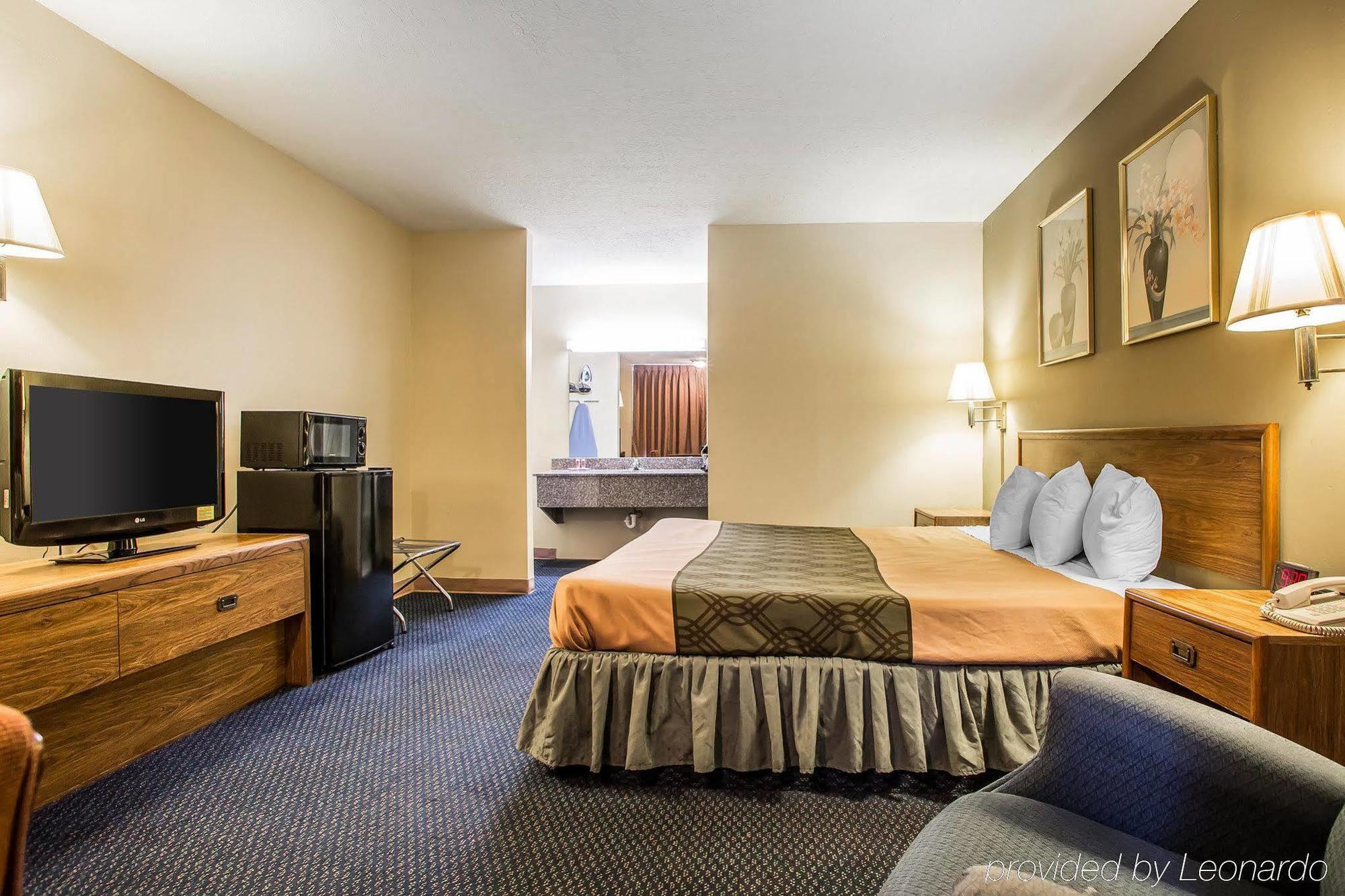 Econo Lodge Near Missouri University Of Science And Technology Rolla Bagian luar foto