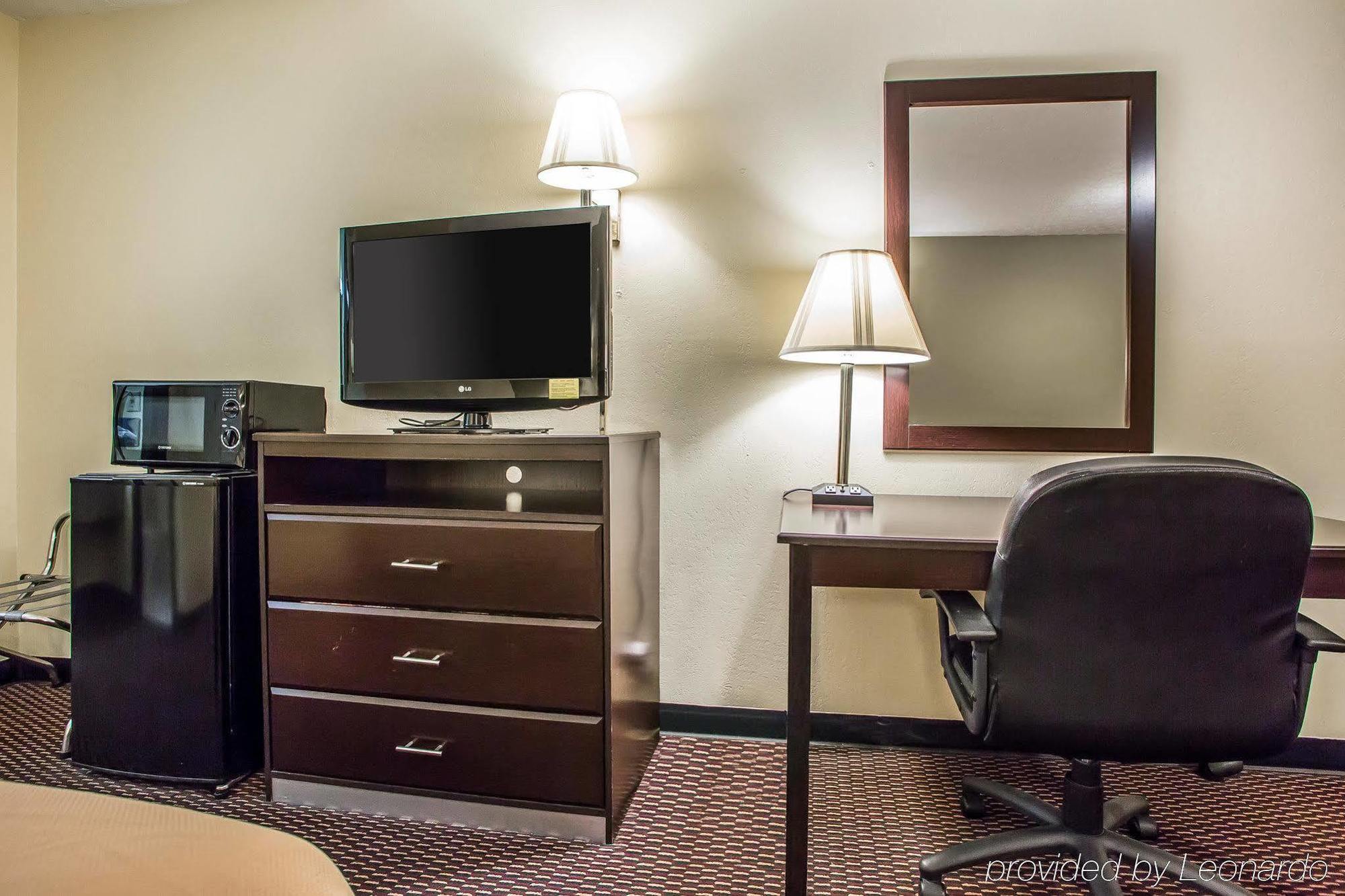 Econo Lodge Near Missouri University Of Science And Technology Rolla Bagian luar foto